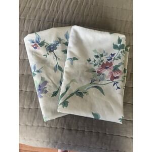 Vintage Canon Royal Family Pillowcases Standard White Cottage Floral